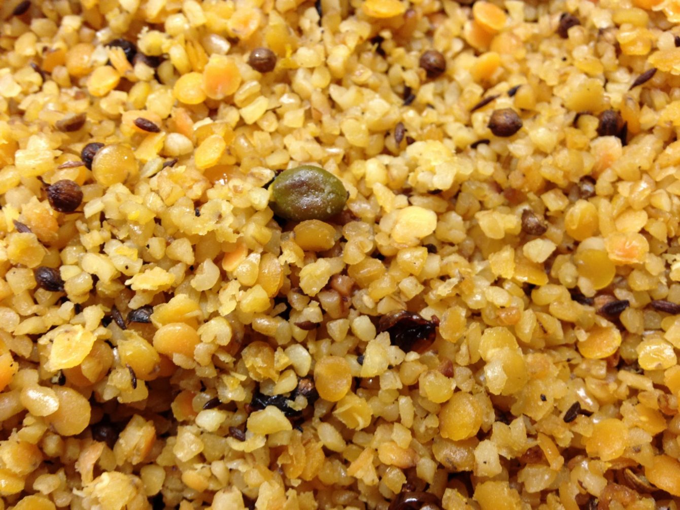 Orientalischer Linsen Bulgur mit Cranberries und Pistazien