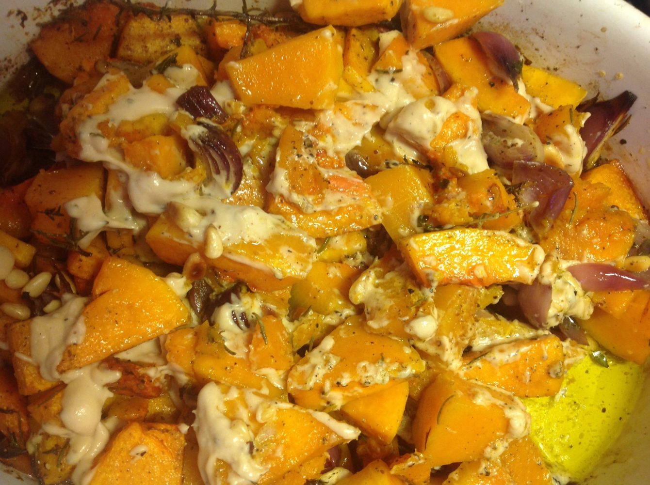 Gerösteter Butternut Kürbis mit Tahine und Za'atar