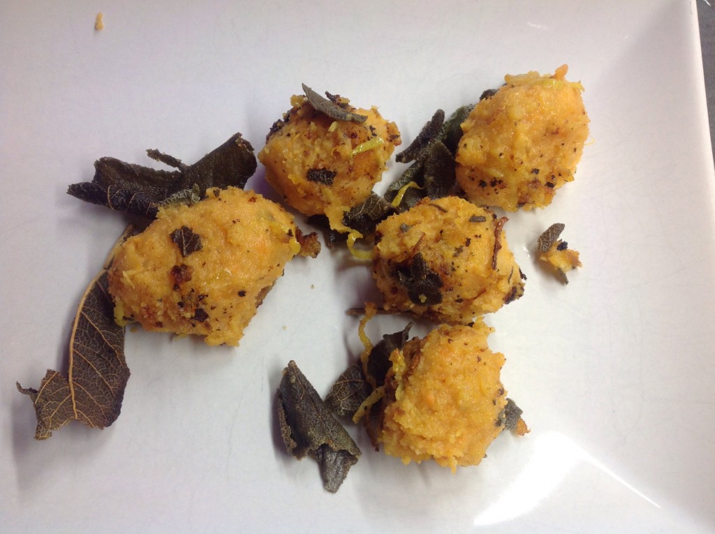 Süßkartoffel Gnocchi mit Zitronen Salbei