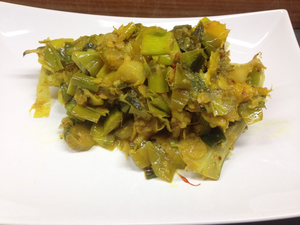 Gebackener gefüllter Fenchel mit Lauch und Mango