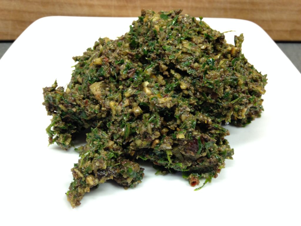 Haselnuss Oliven Gremolata