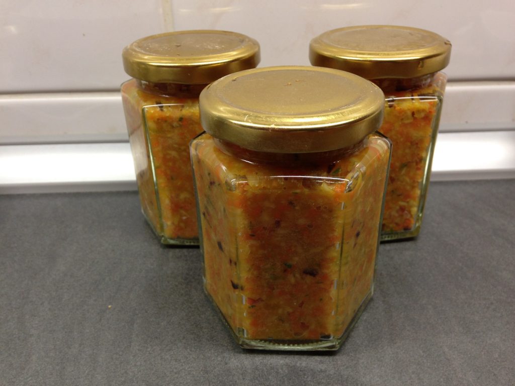 Gemüsepaste für Gemüsebrühe 