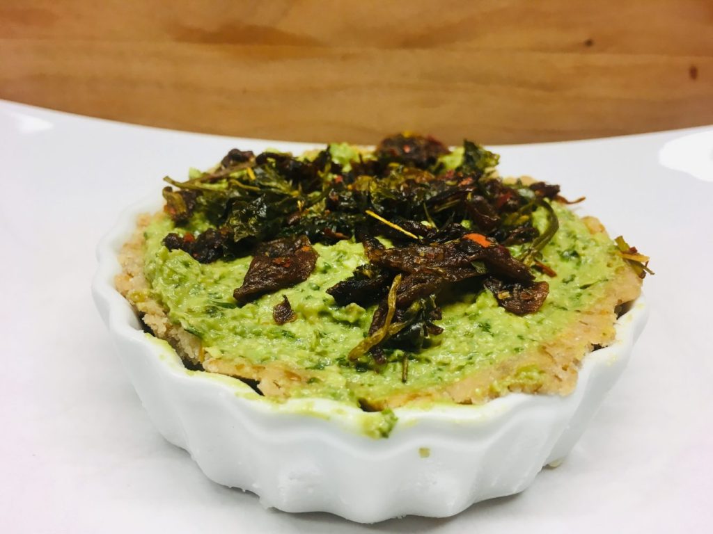 Paranuss Tartelettes mit Avocado und Brokkoli Zitronen Pesto