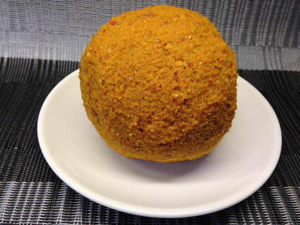 Veganer Käse: Cheddar Cheese Ball