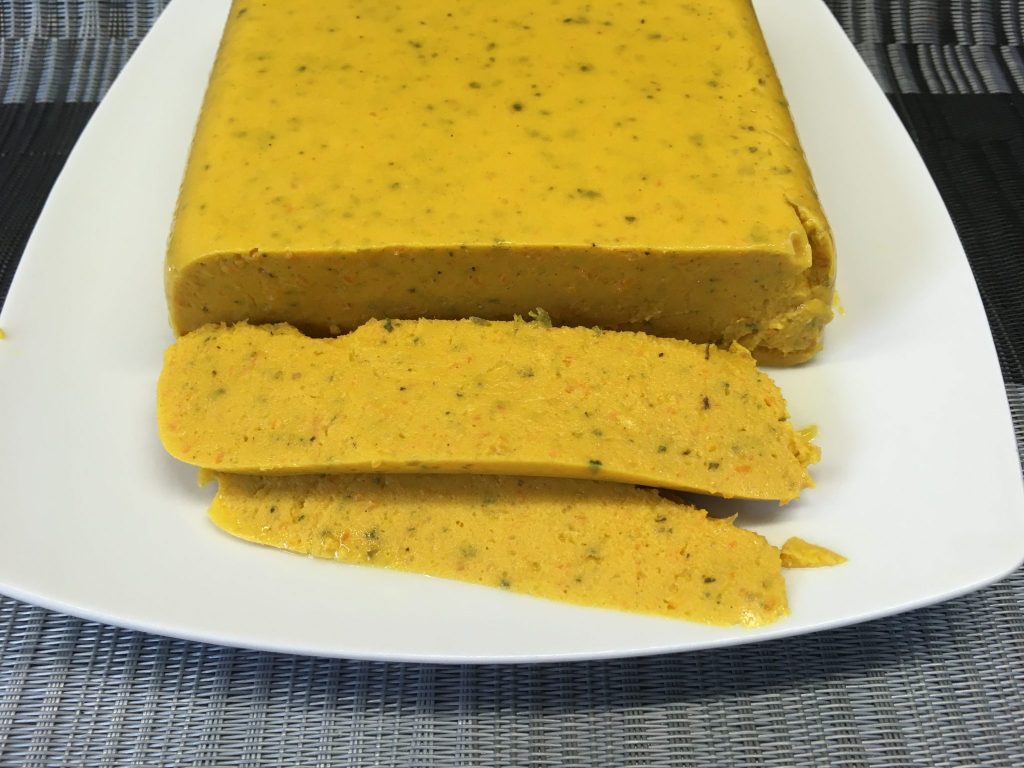 Veganer Käse aus Kartoffeln und Karotten