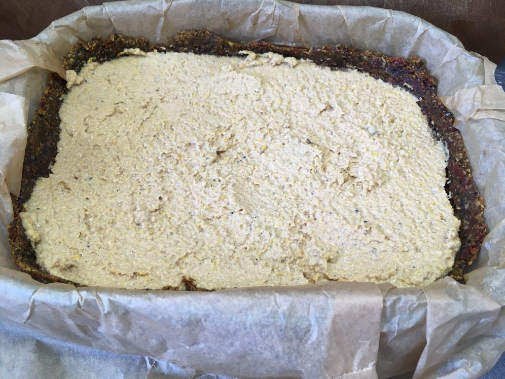 Walnuss Tarte mit Zuccini Hummus