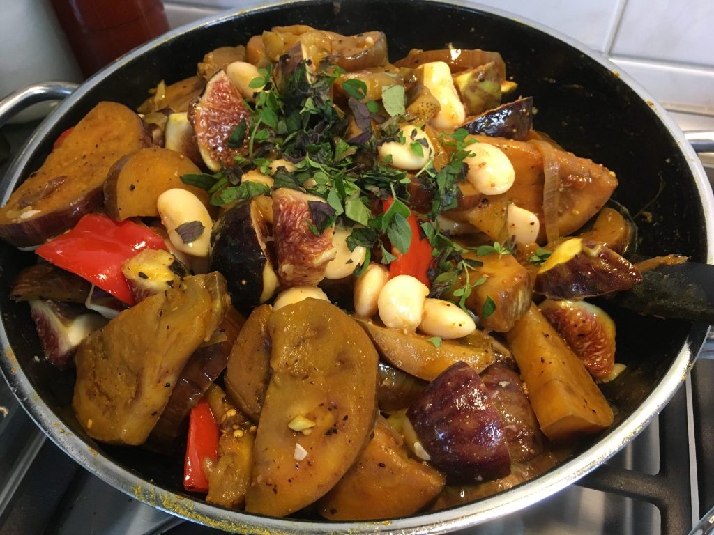Auberginen mit Feigen und Weißen Bohnen