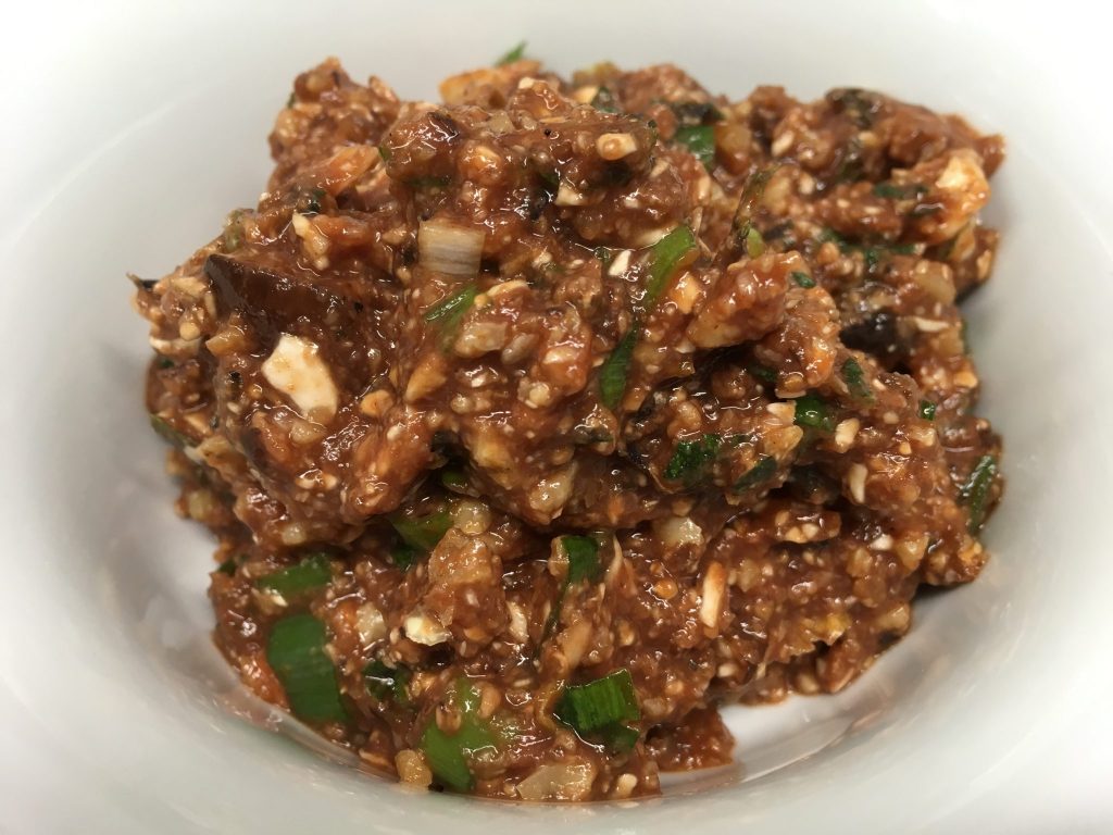 Würzige Walnuss Pilz Bolognese