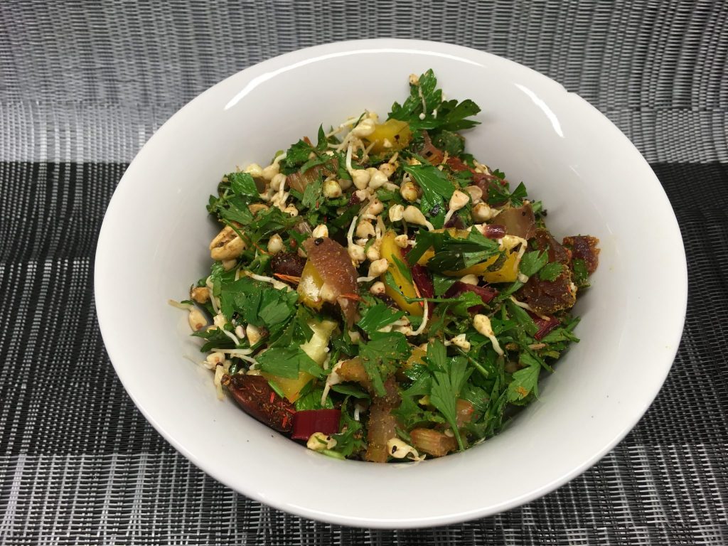Buchweizen Taboulé mit Aprikosen und Mandeln