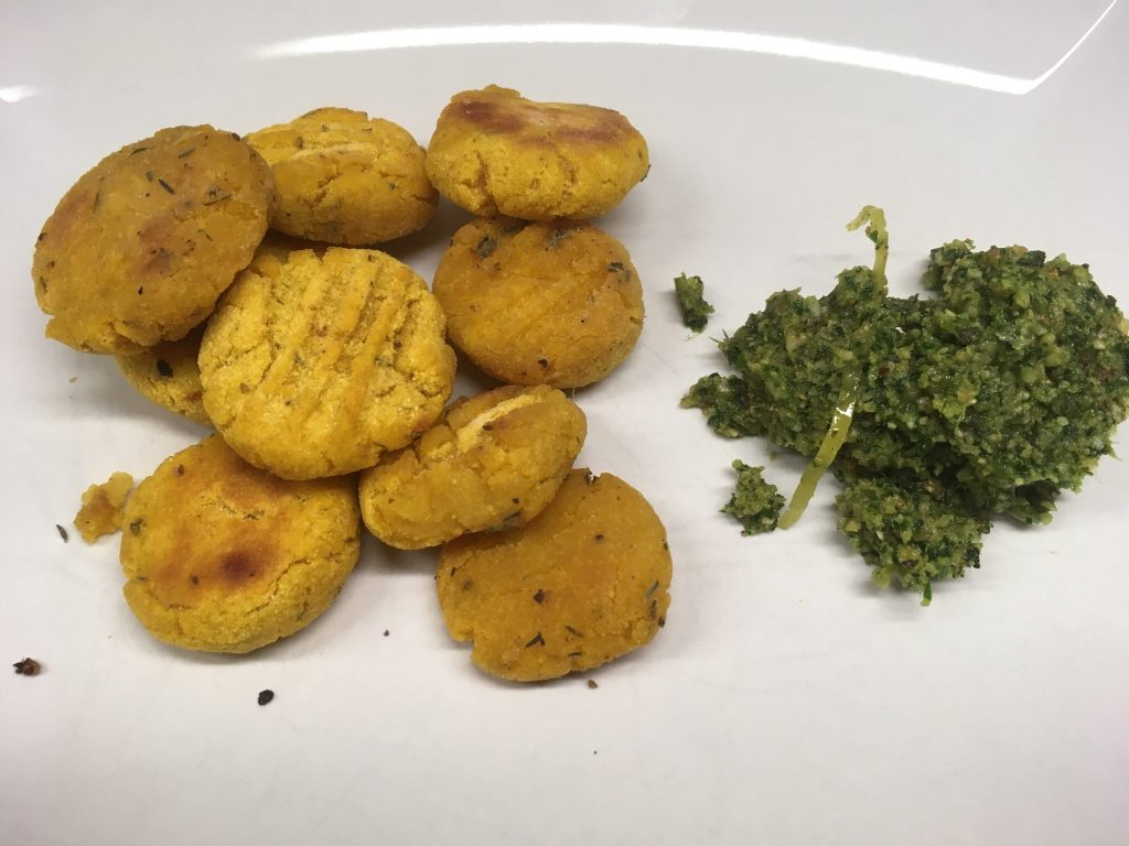 Kürbis Gnocchi mit Haselnuss Salbei Pesto