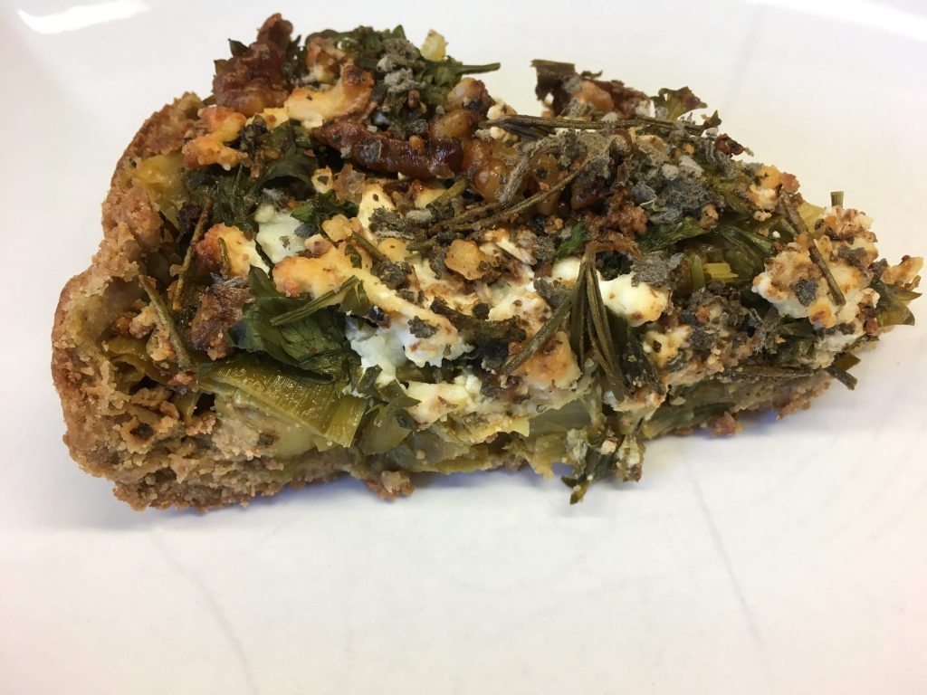 Zitronen Lauch Tarte mit Walnüssen und Ziegenkäse