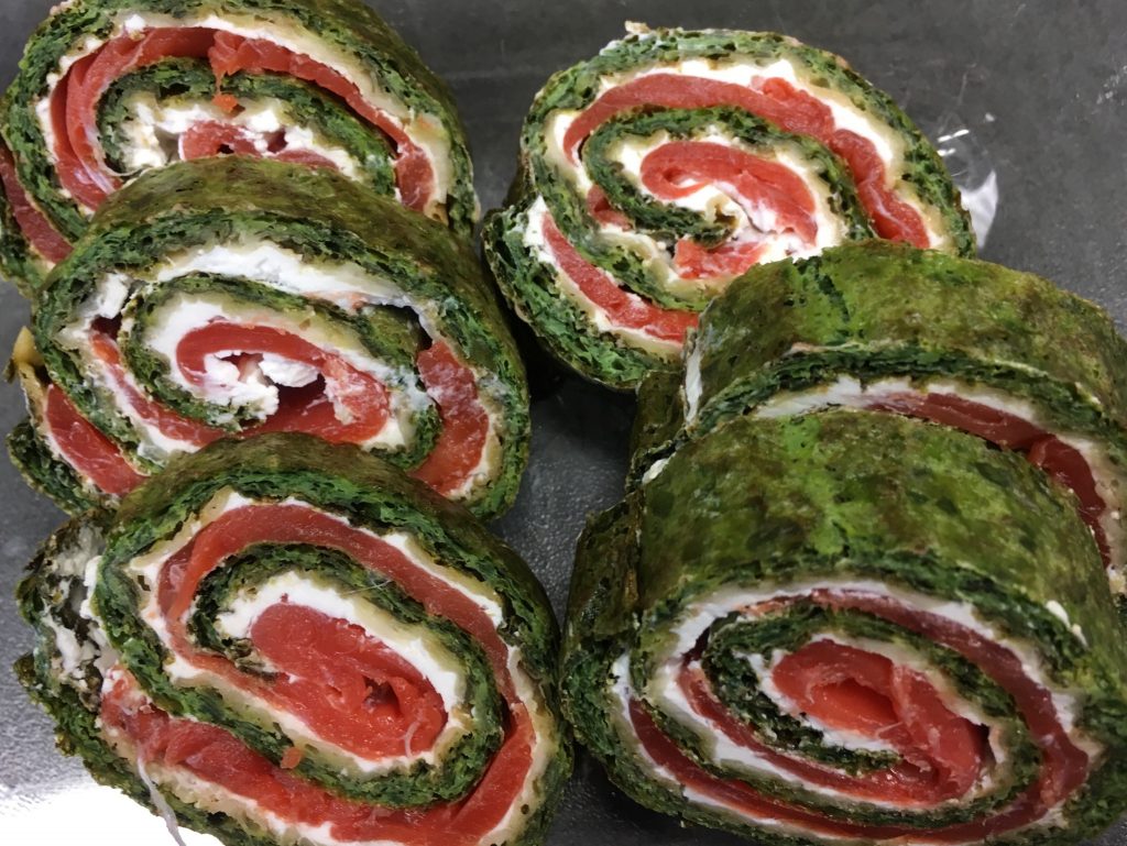 Gourmet Spinat-Lachs-Rolle mit Ziegenkäse