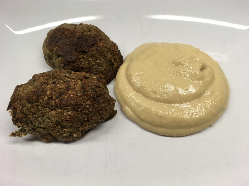 Blumenkohl Hanf Falafel mit Haselnüssen