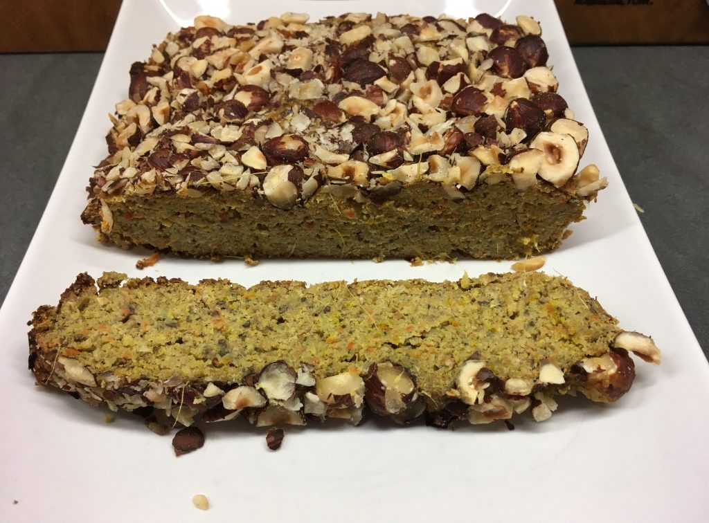 Bananen Karotten Brot mit Tahini