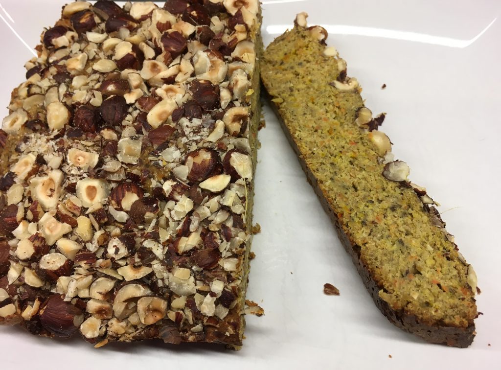 Bananen Karotten Brot mit Tahini