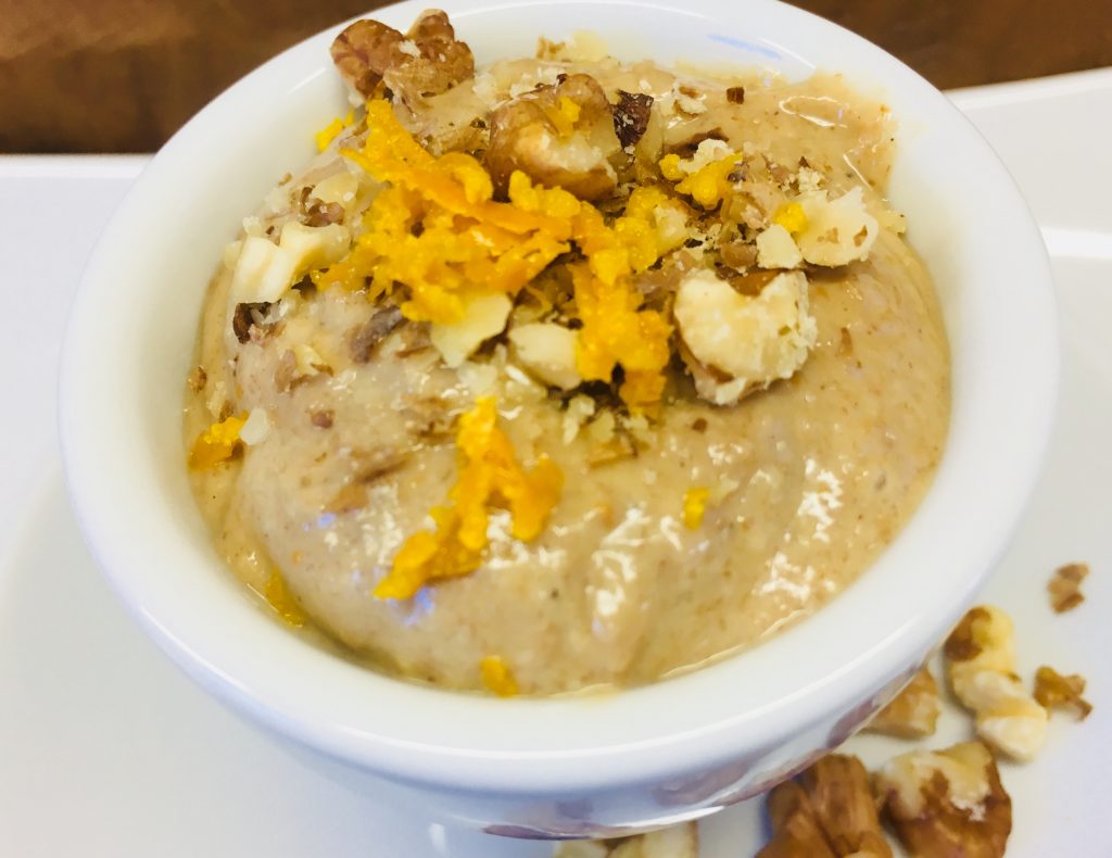 Gesunde Bananen Tahini Creme als Brotaufstrich oder Dessert