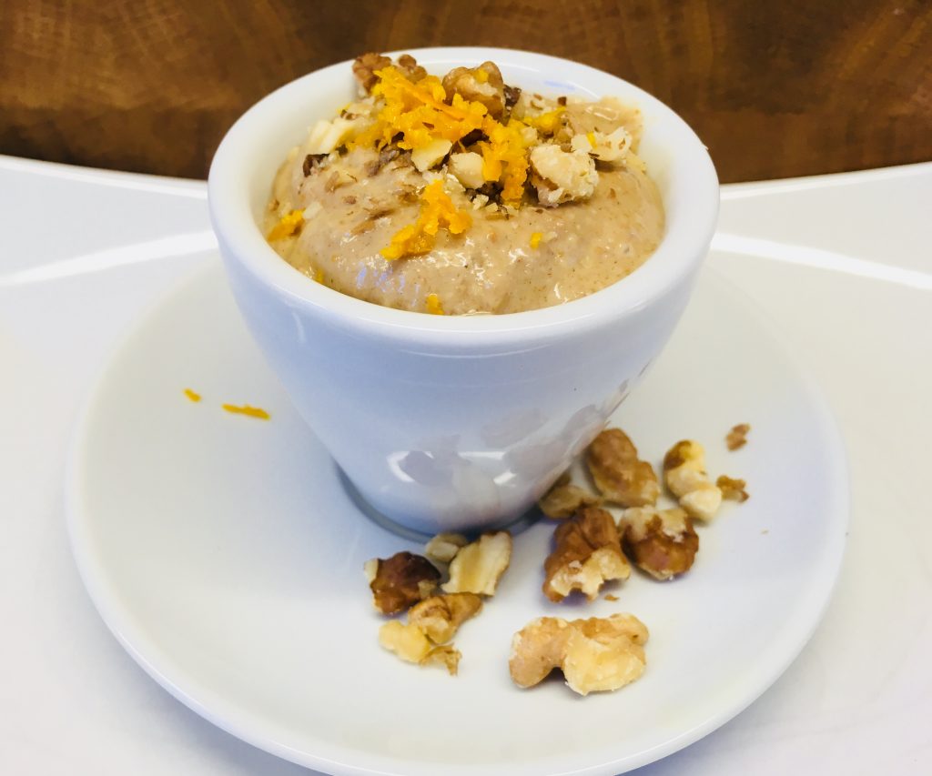 Gesunde Bananen Tahini Creme als Brotaufstrich oder Dessert