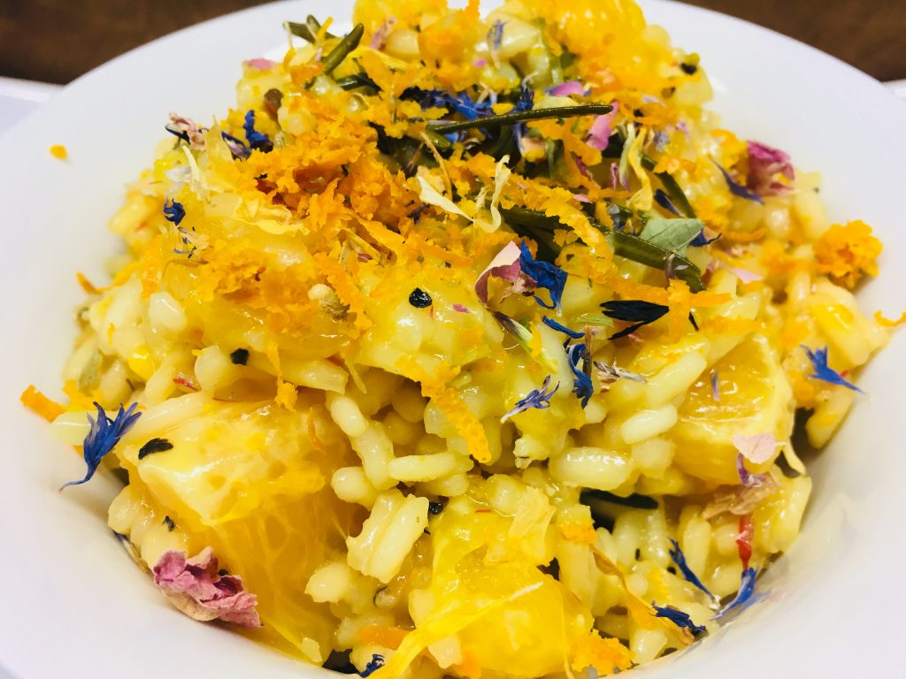Orangen Risotto mit Safran und Chili