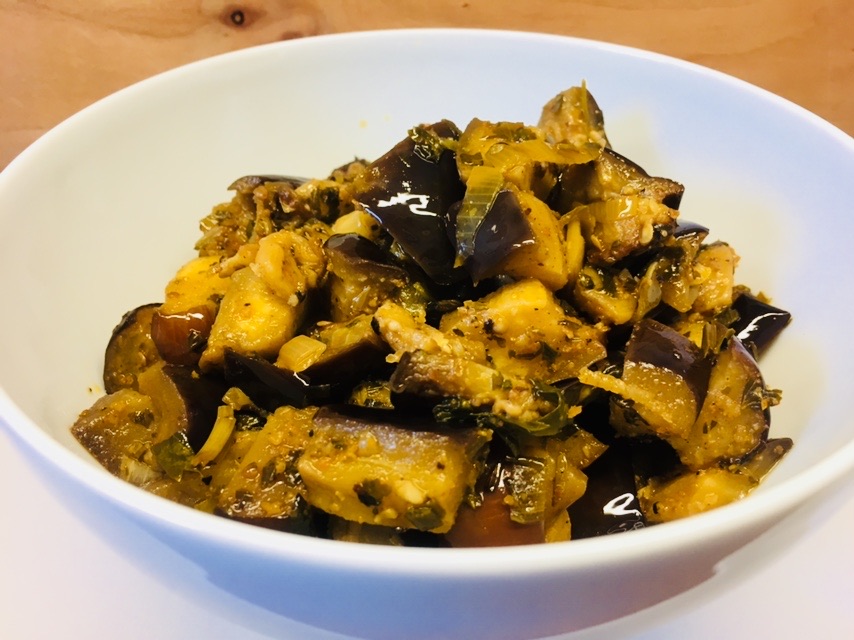 Geröstete Auberginen in Chermoula