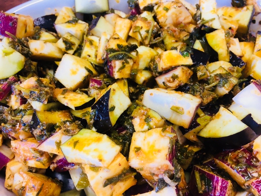 Geröstete Auberginen in Chermoula