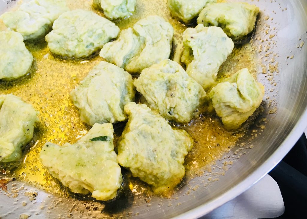 Gebratene Bärlauch Gnocchi in Thymian Zitronen Öl