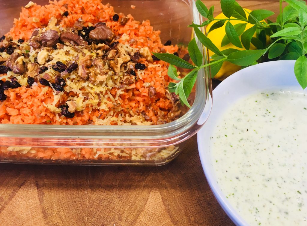 Karotten Salat mit Berberitzen, Walnüssen und Honig Minze Dressing