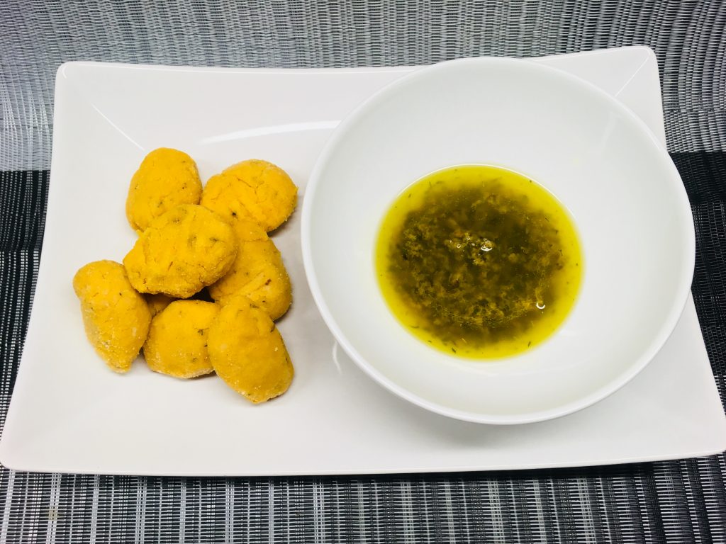 Kürbis Gnocchi mit Knoblauch Thymian Sauce