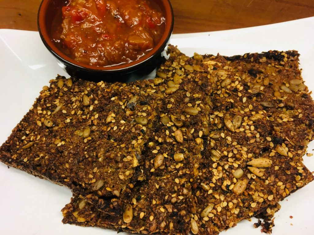 Blumenkohl Cracker mit Chutney