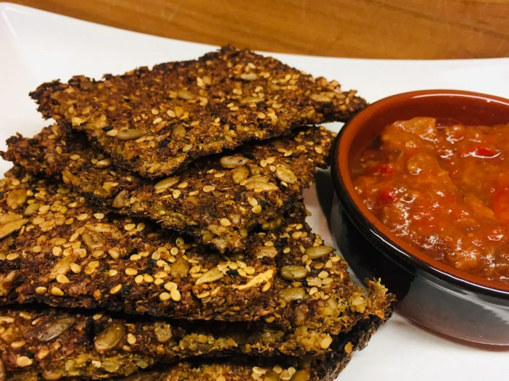 Blumenkohl Cracker mit Chutney