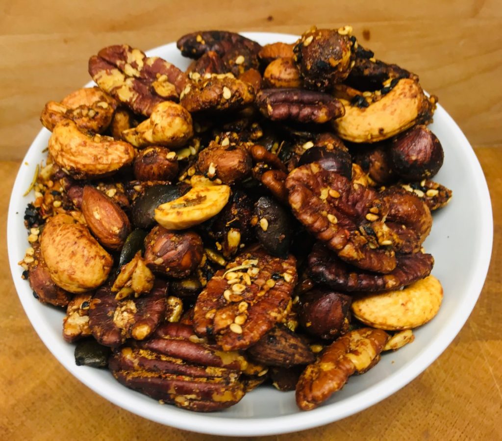Spicy Nuts - Geröstete Nüsse mit Dukkah, Honig und Rosmarin