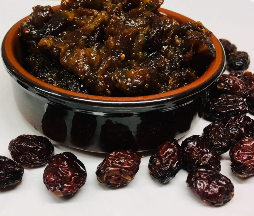 Cranberry Aprikosen Sauce mit Orange, Ingwer und Zimt