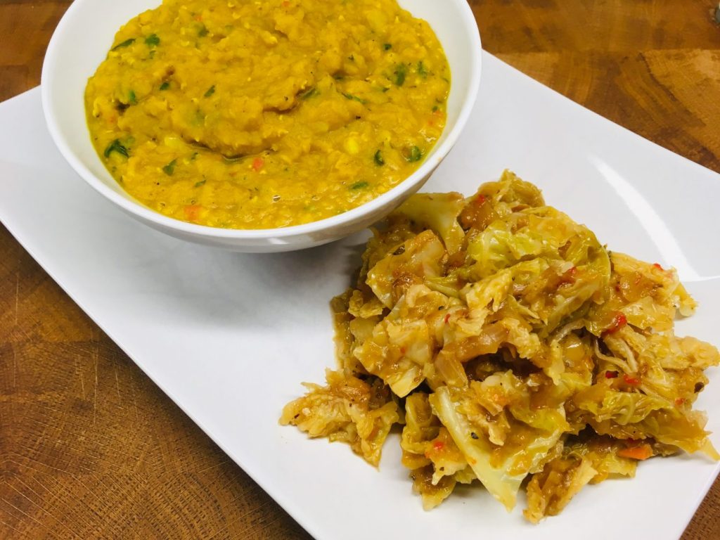Wirsing mit Mango Chutney und Linsen Dal