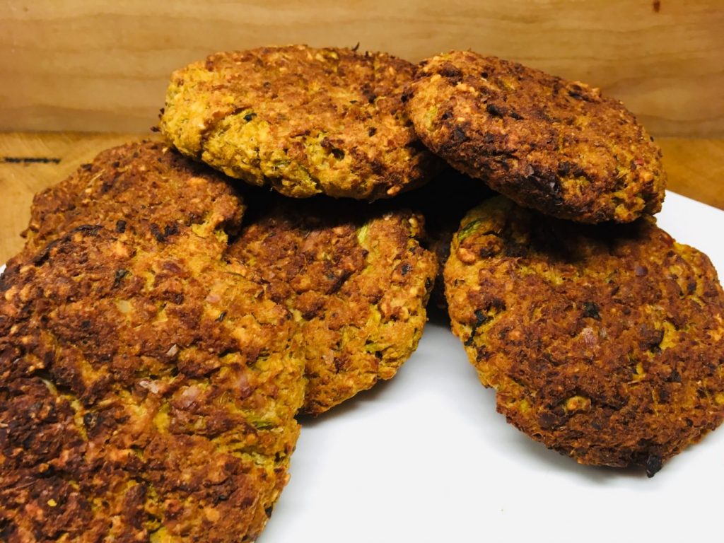 High Fiber Gemüse Linsen Burger mit Blumenkohl