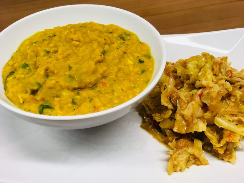 Wirsing mit Mango Chutney und Linsen Dal